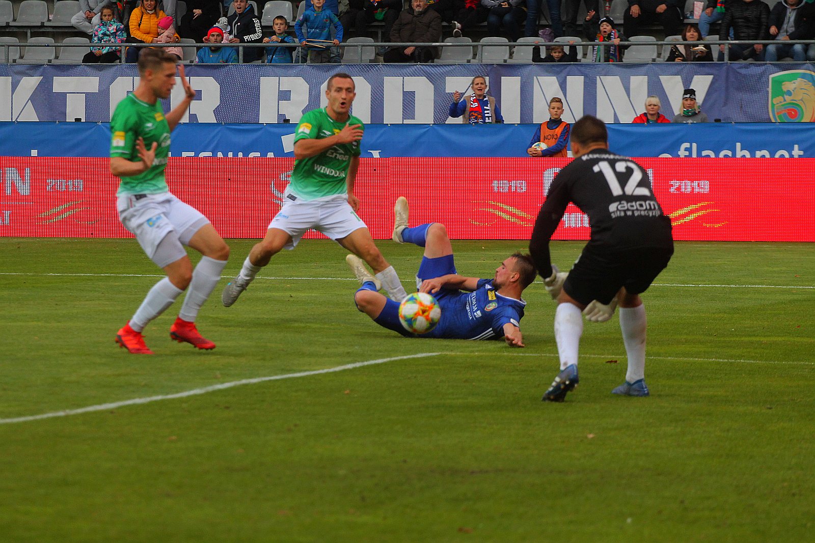 Miedź Legnica po świetnym meczu pokonała Radomiaka Radom 3:1