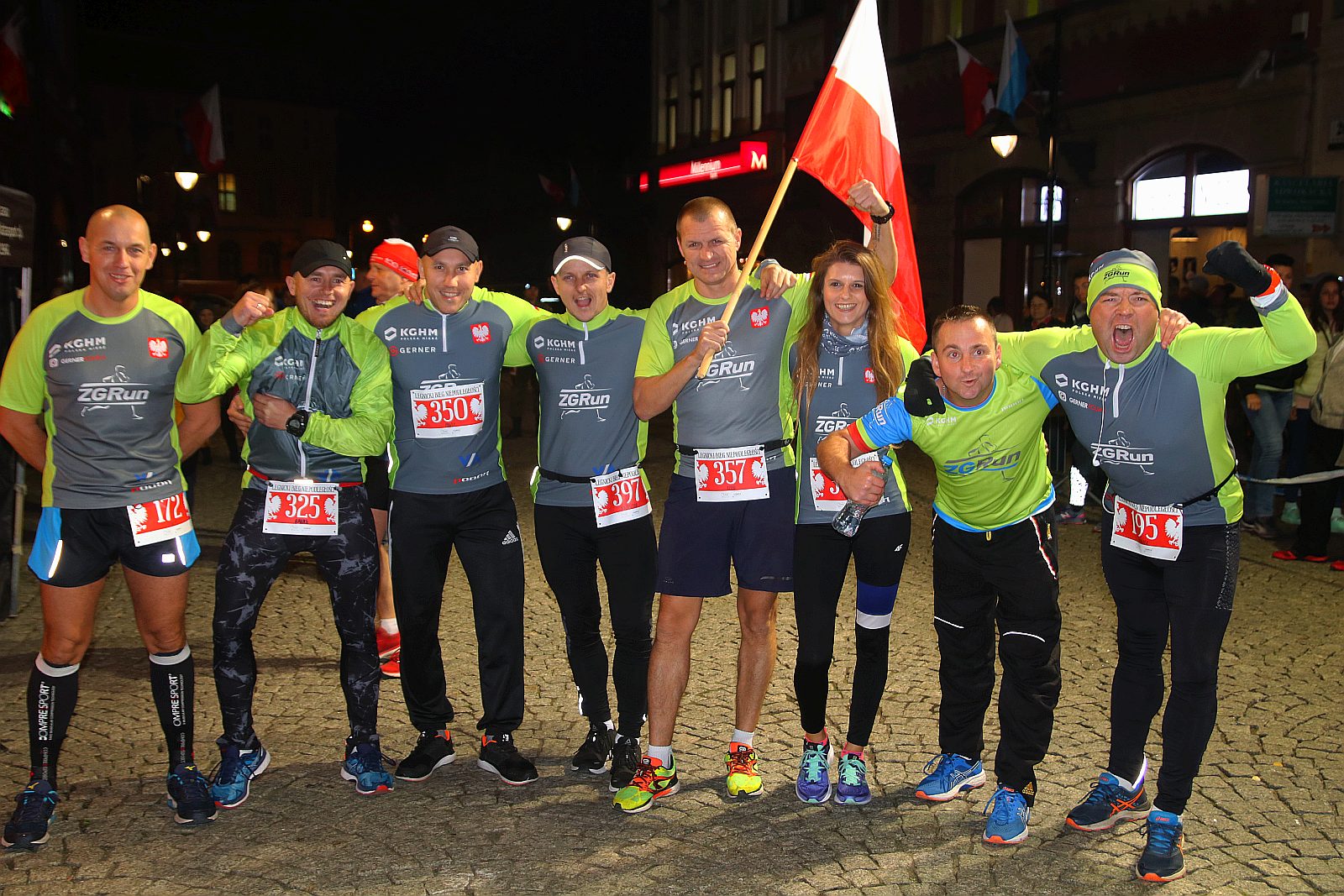 Legnicki Bieg Niepodległości. Biegi główny na dystansie 5500 m.