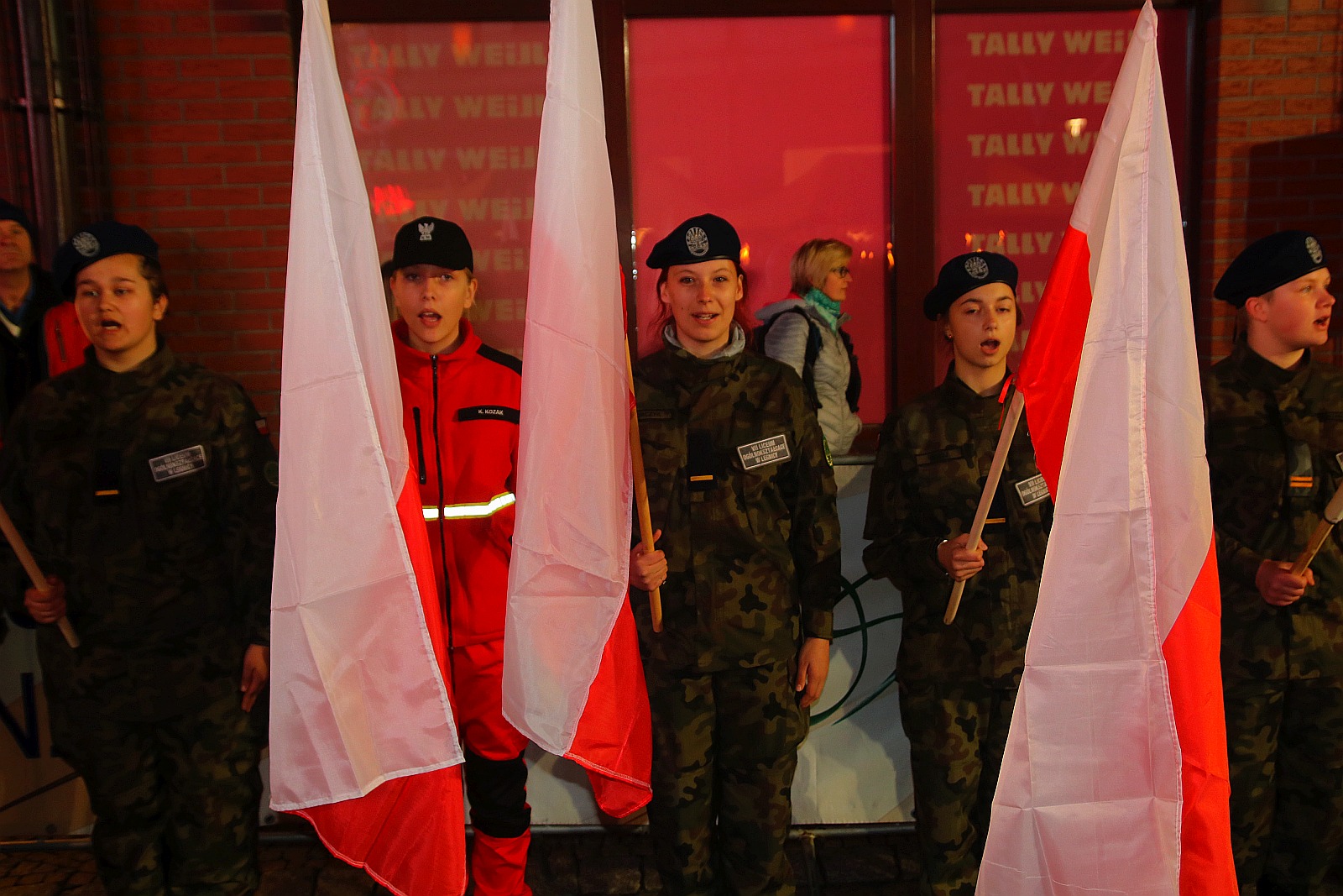 Legnicki Bieg Niepodległości. Biegi główny na dystansie 5500 m.