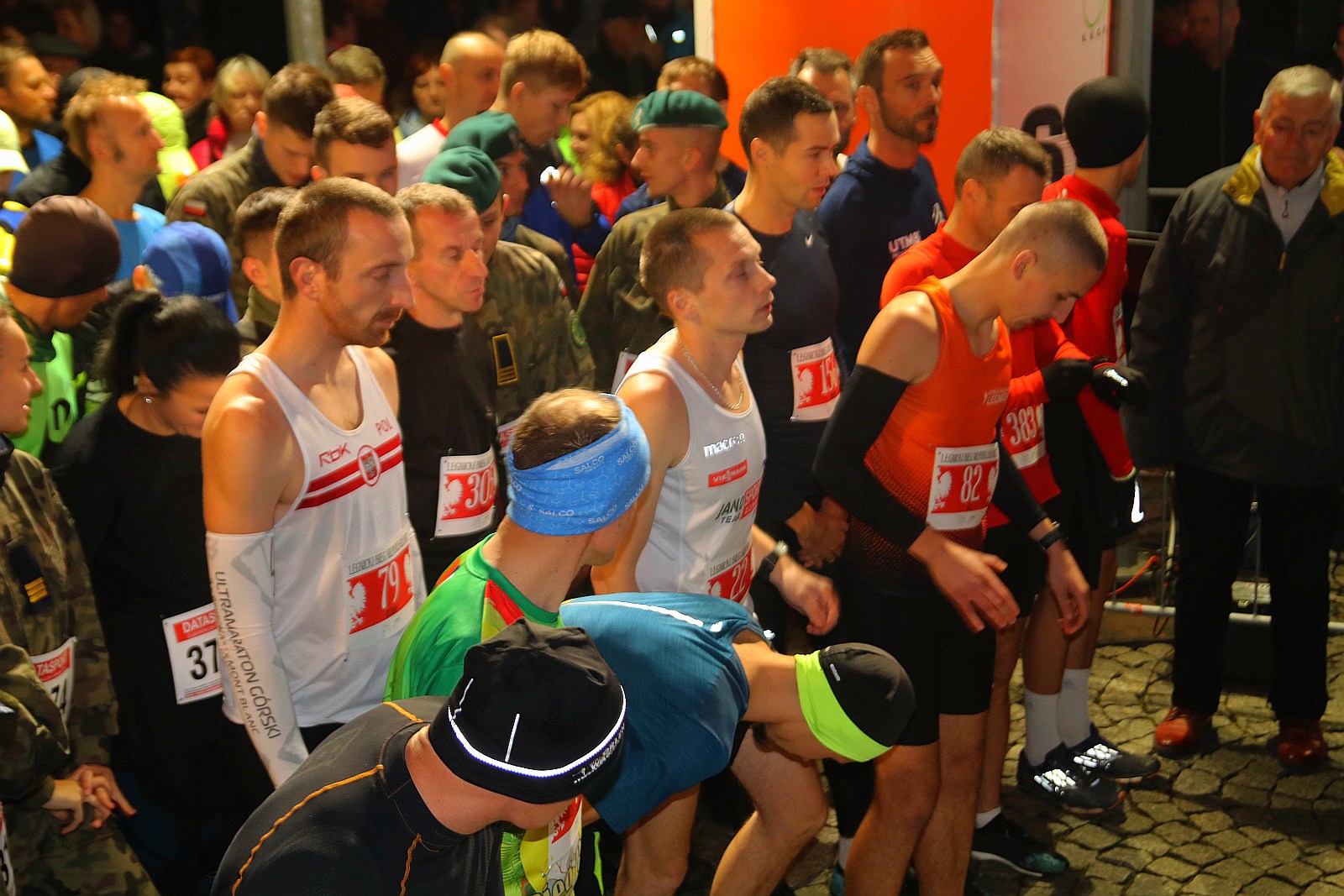 Legnicki Bieg Niepodległości. Biegi główny na dystansie 5500 m.