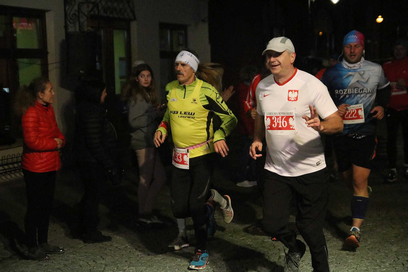 Legnicki Bieg Niepodległości. Biegi główny na dystansie 5500 m.