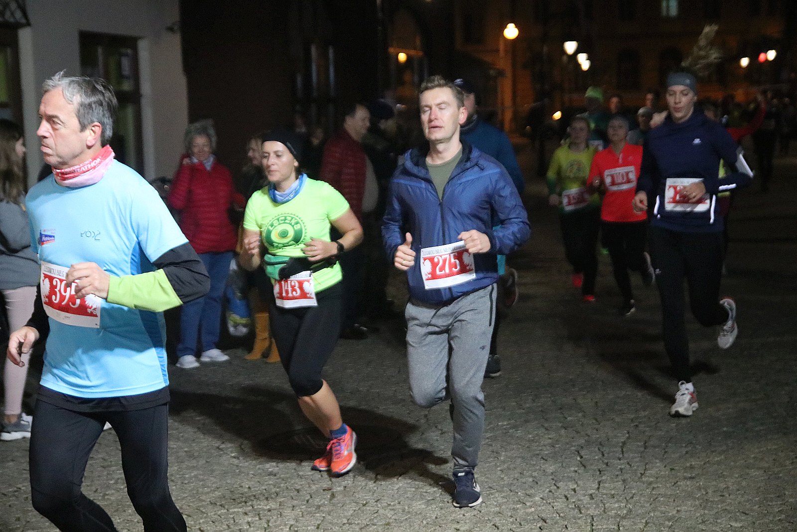 Legnicki Bieg Niepodległości. Biegi główny na dystansie 5500 m.