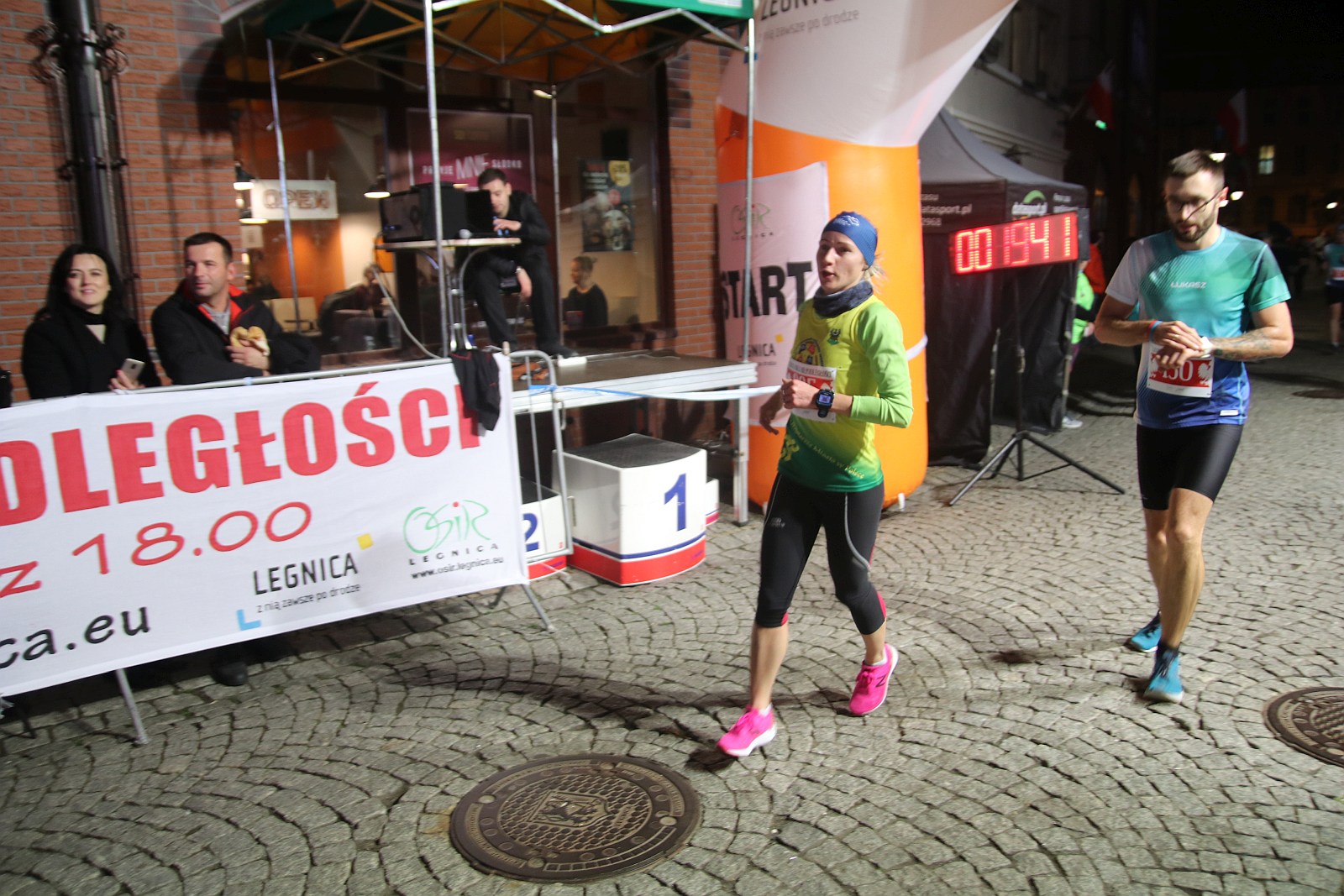 Legnicki Bieg Niepodległości. Biegi główny na dystansie 5500 m.