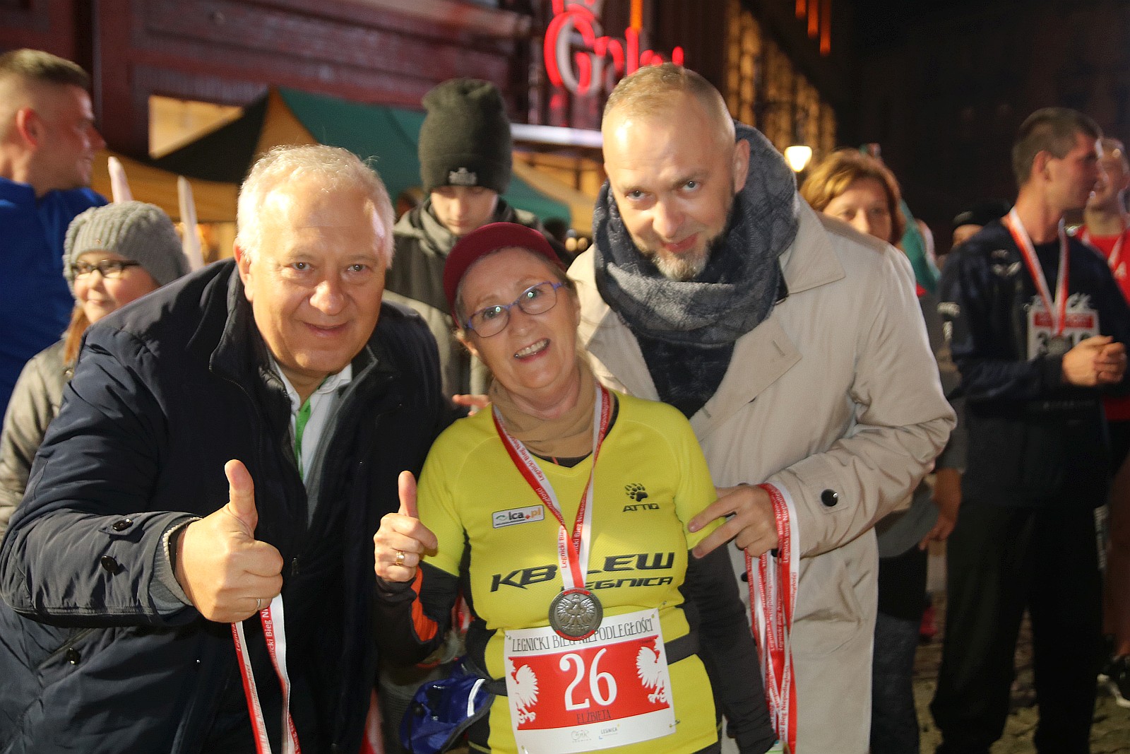 Legnicki Bieg Niepodległości. Biegi główny na dystansie 5500 m.