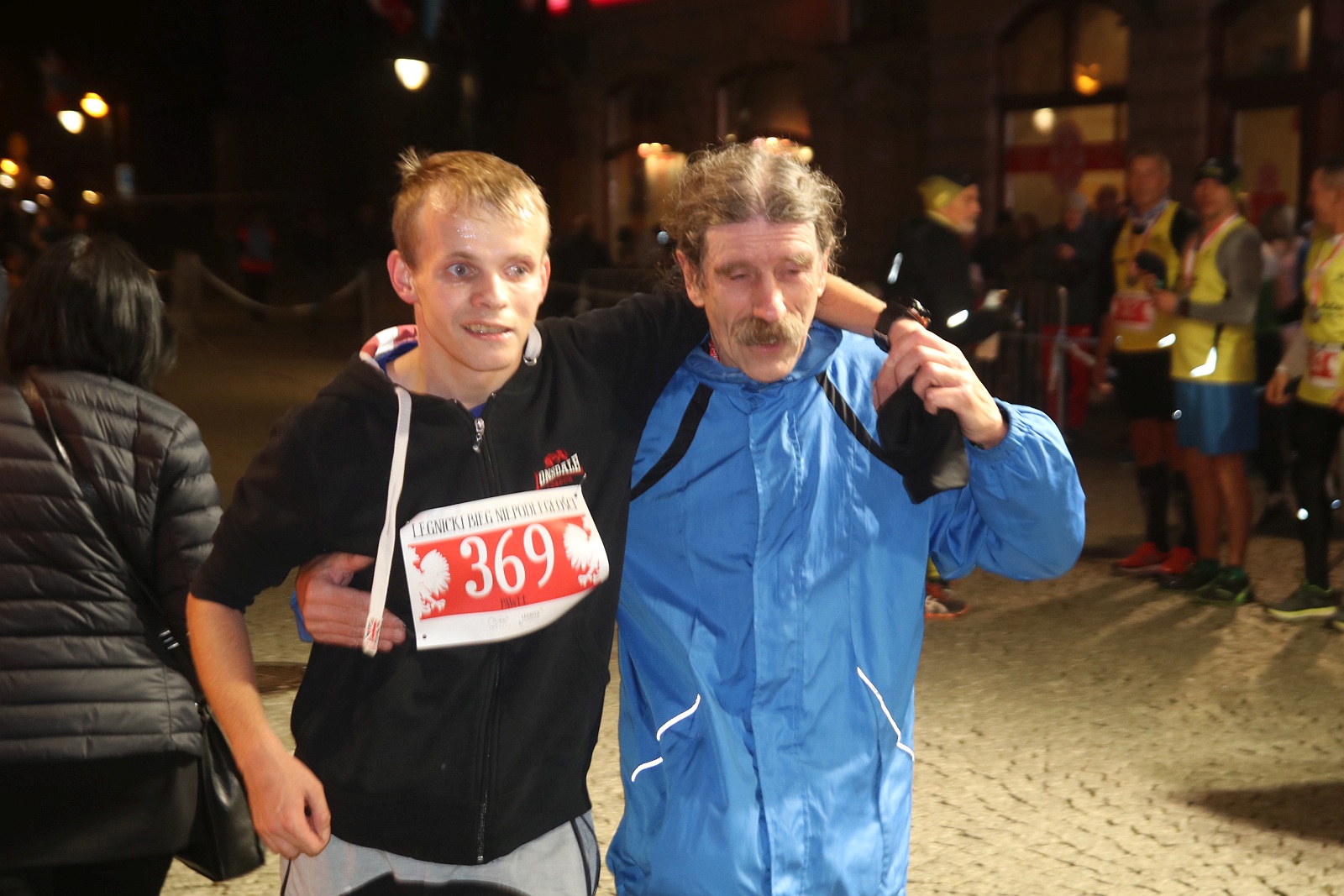 Legnicki Bieg Niepodległości. Biegi główny na dystansie 5500 m.