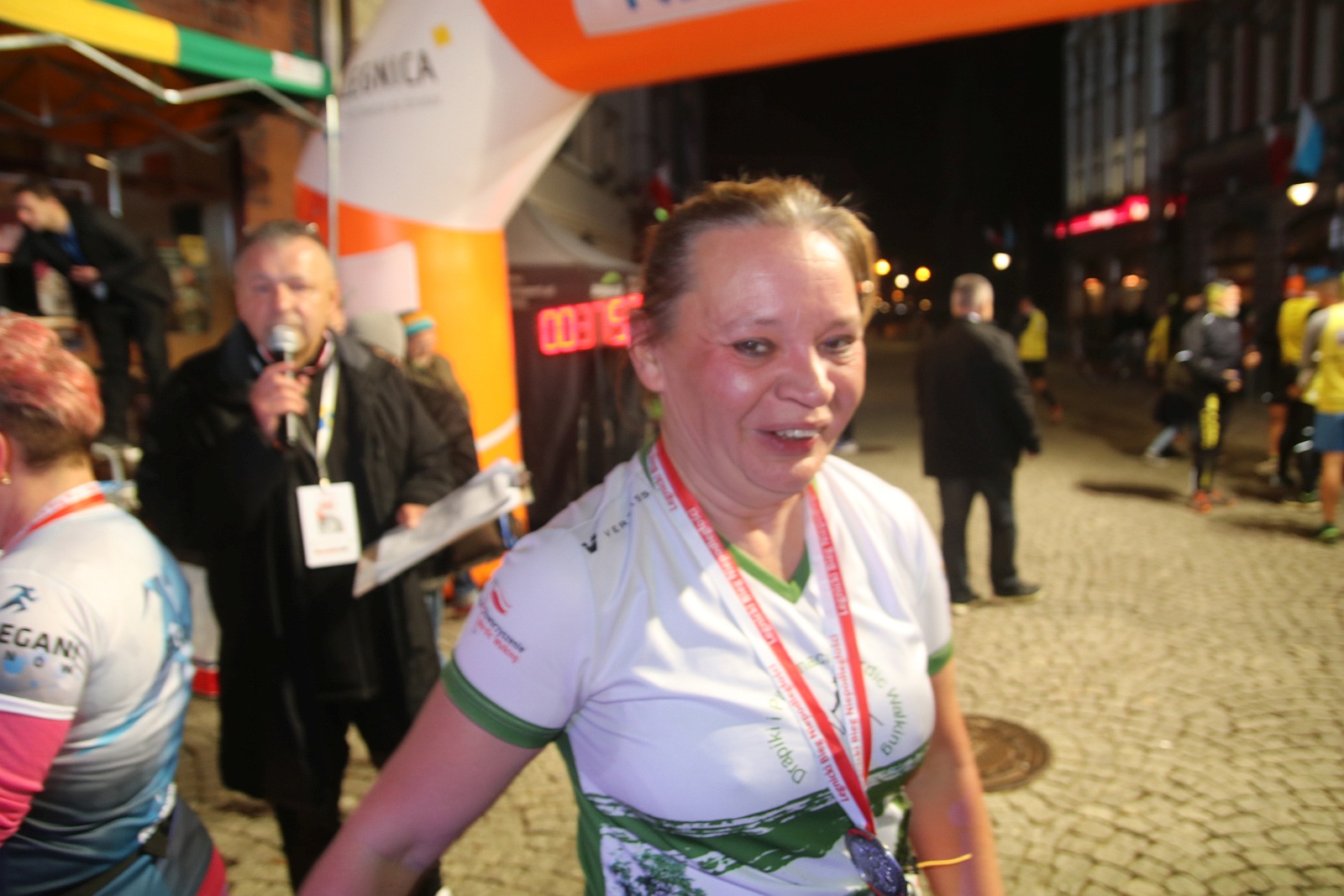 Legnicki Bieg Niepodległości. Biegi główny na dystansie 5500 m.