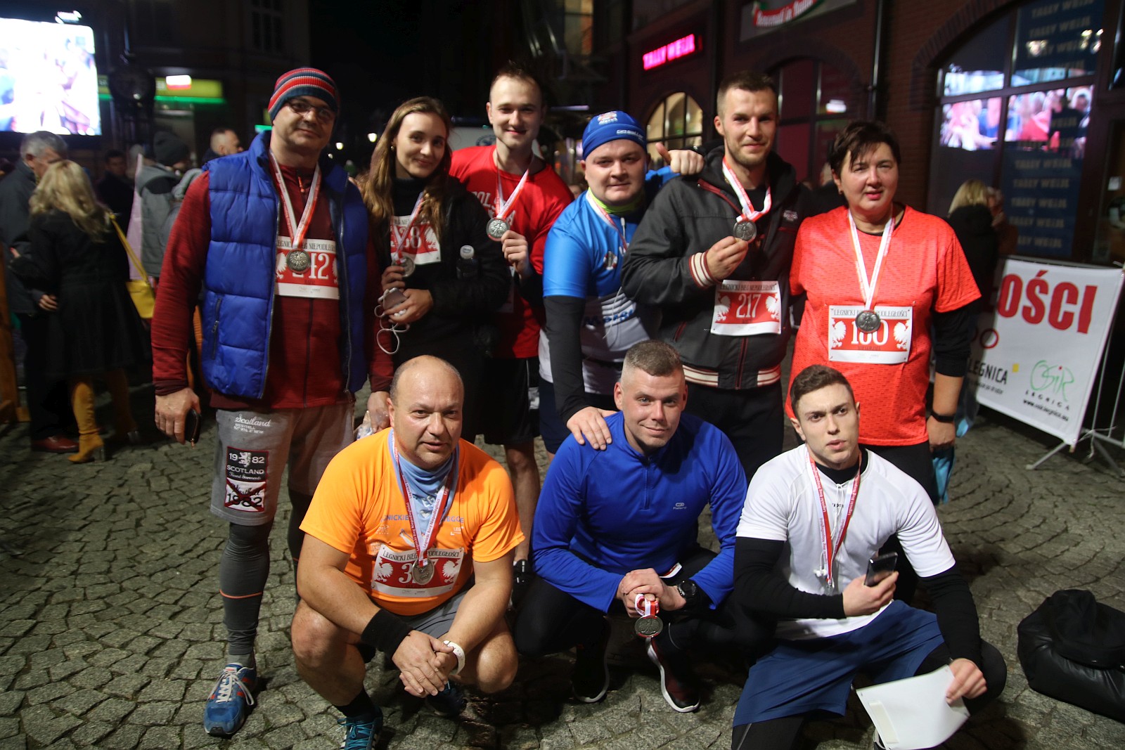 Legnicki Bieg Niepodległości. Biegi główny na dystansie 5500 m.