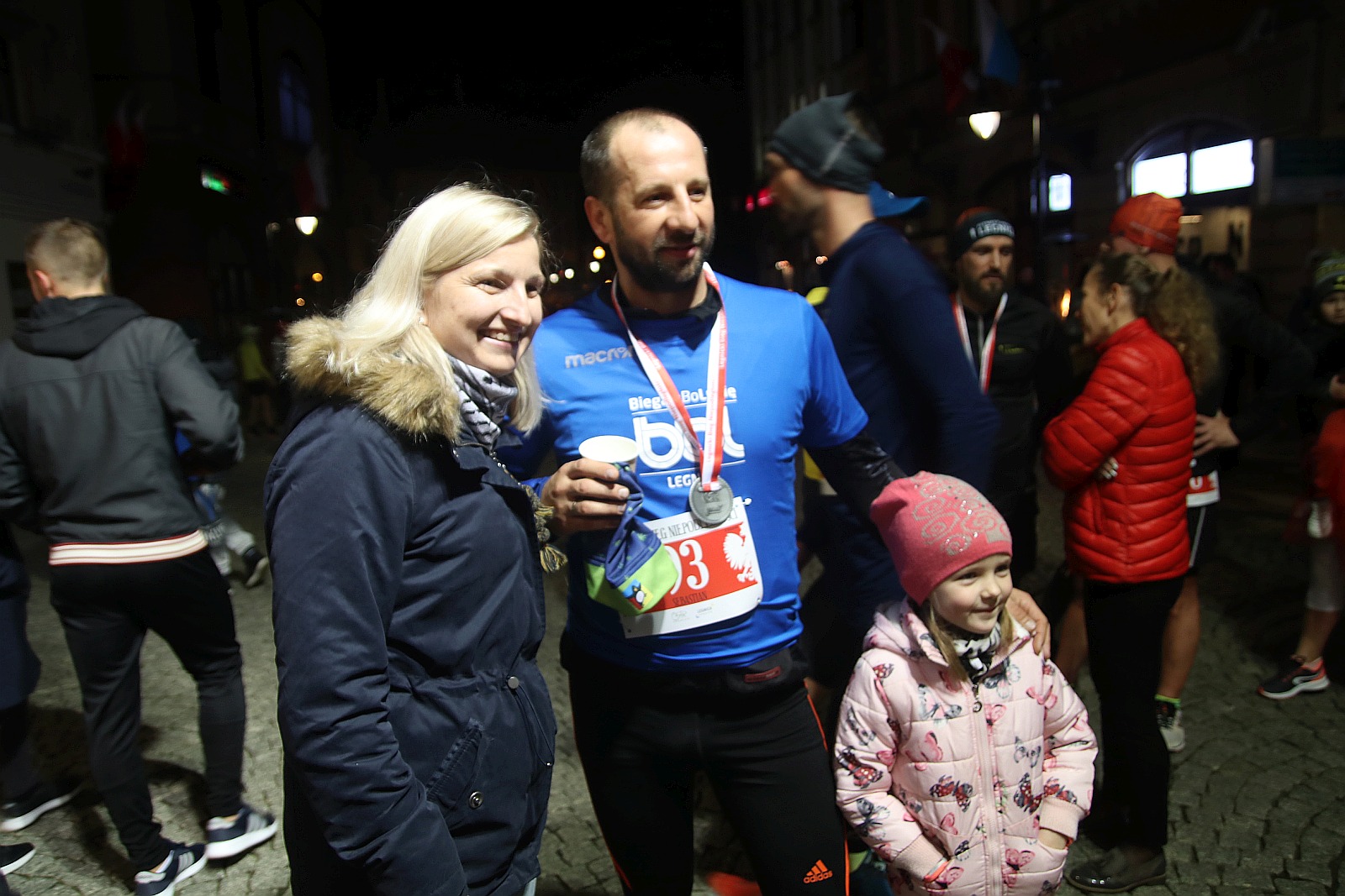 Legnicki Bieg Niepodległości. Biegi główny na dystansie 5500 m.