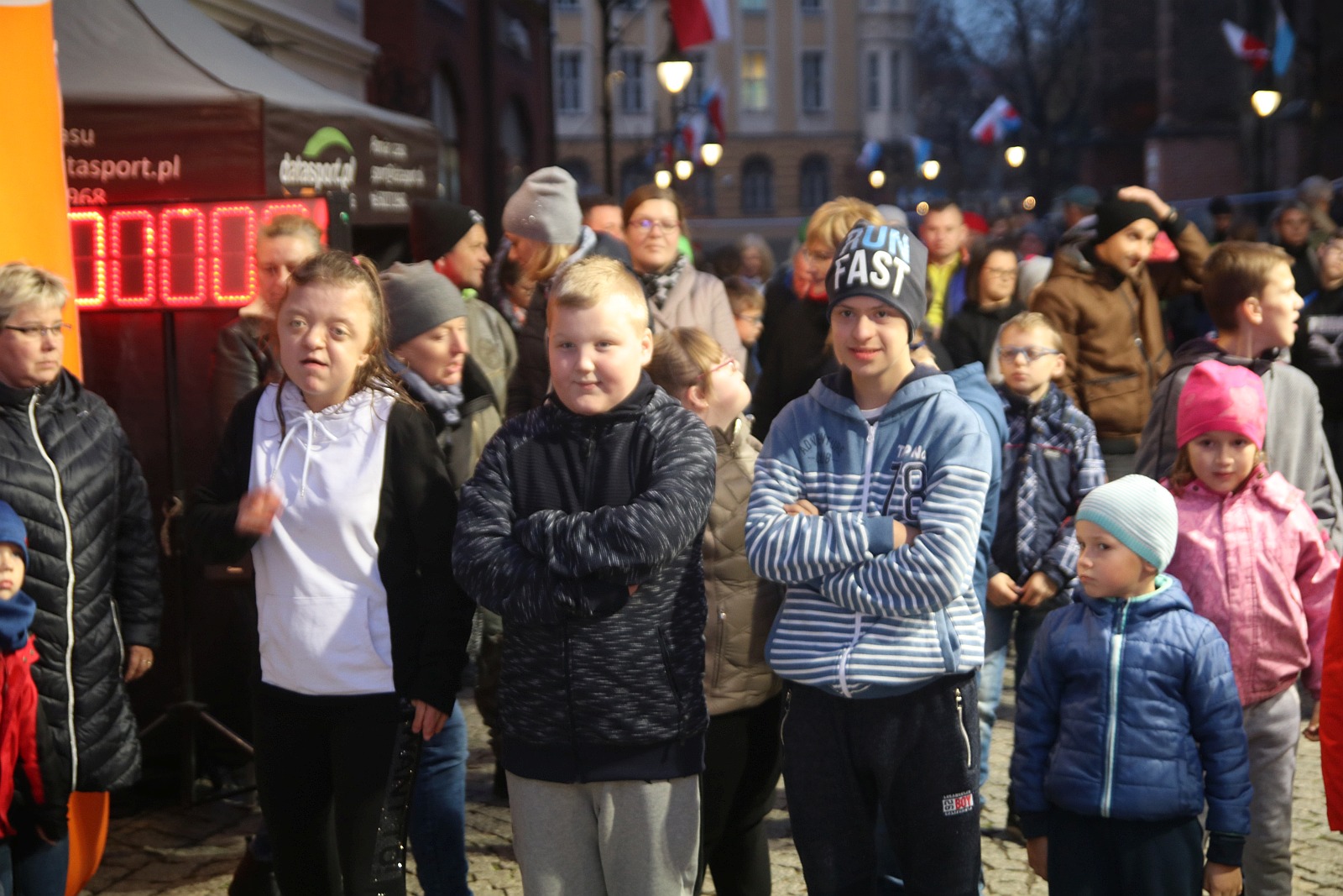 Legnicki Bieg Niepodległości. Biegi dzieci i młodzieży