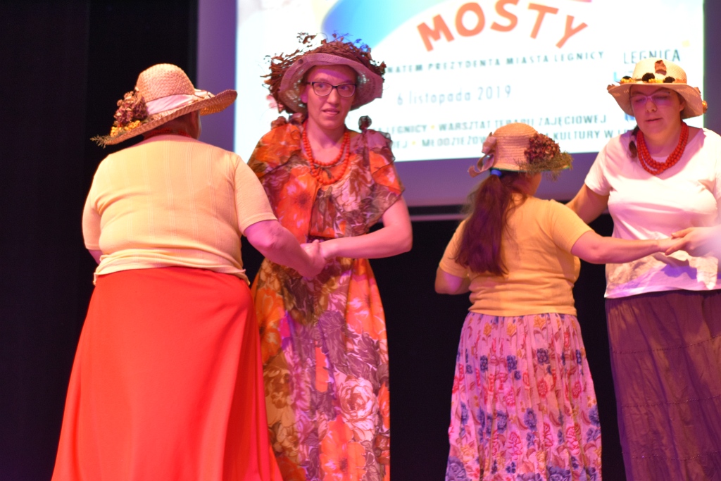 Jesienne Tęczowe Mosty odbyły się w Młodzieżowym Centrum Kultury