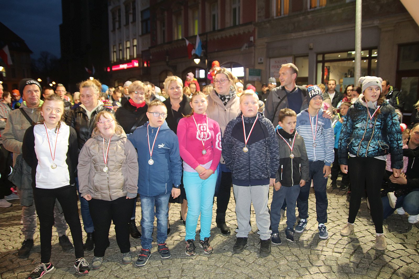 Legnicki Bieg Niepodległości. Biegi dzieci i młodzieży
