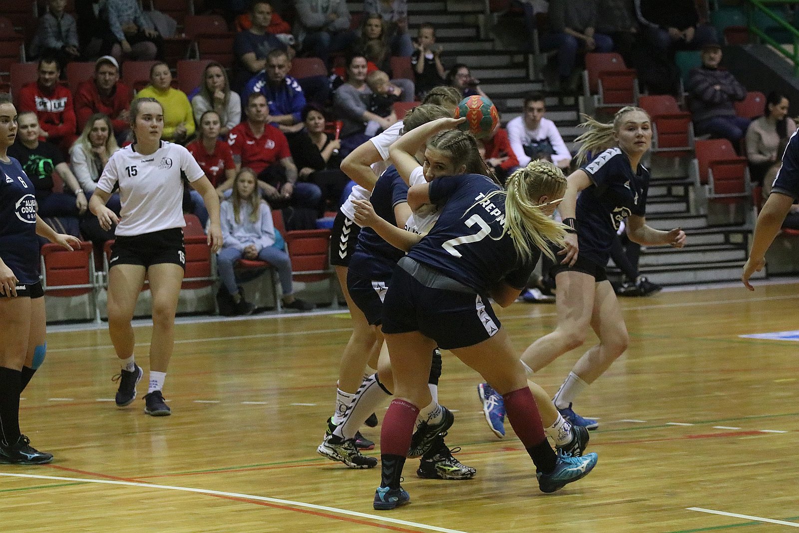 UKS Dziewiątka Legnica – Polonia Kępno 31:21 (14:14)