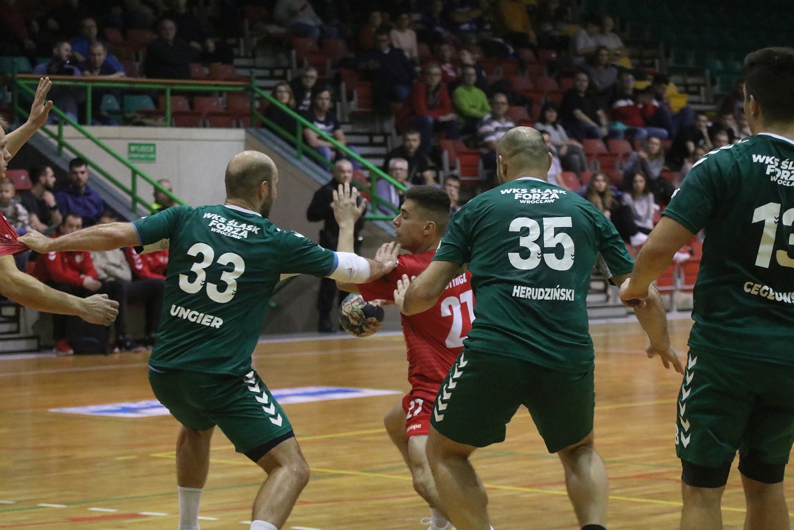 Szlagier dla przyjezdnych. Śląsk Forza pokonał Siódemkę Miedź