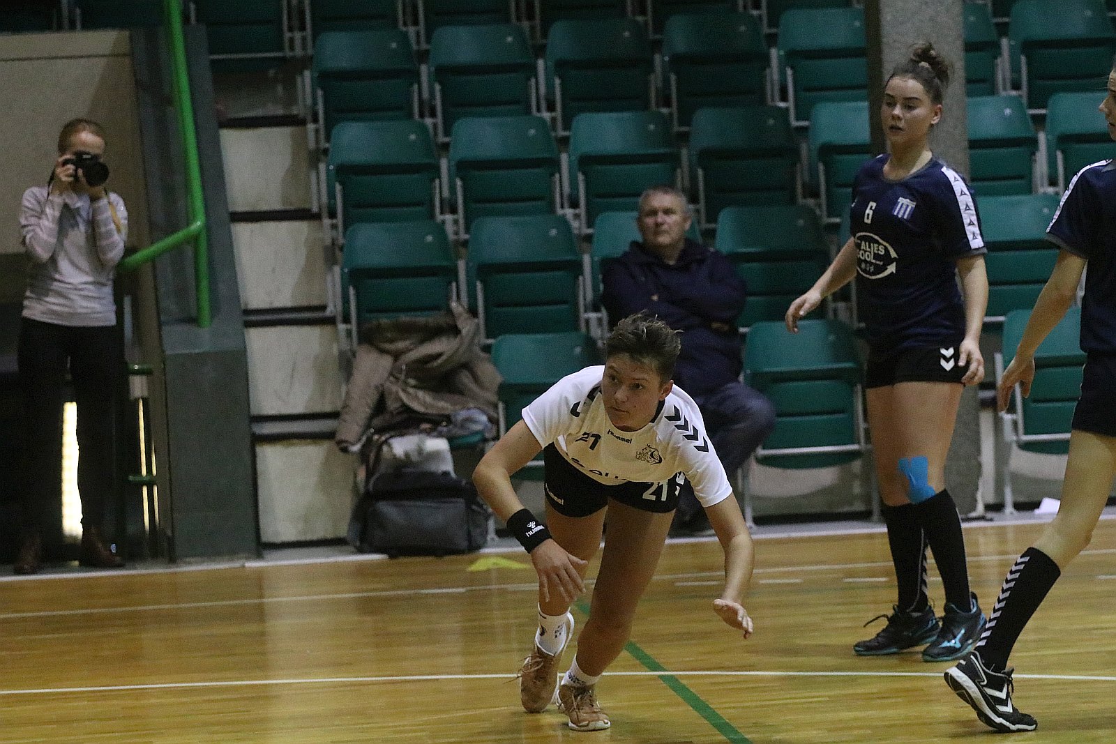 UKS Dziewiątka Legnica – Polonia Kępno 31:21 (14:14)