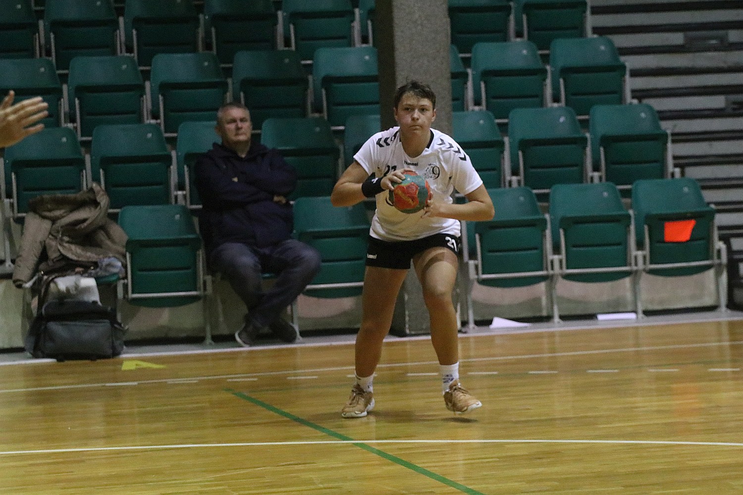 UKS Dziewiątka Legnica – Polonia Kępno 31:21 (14:14)