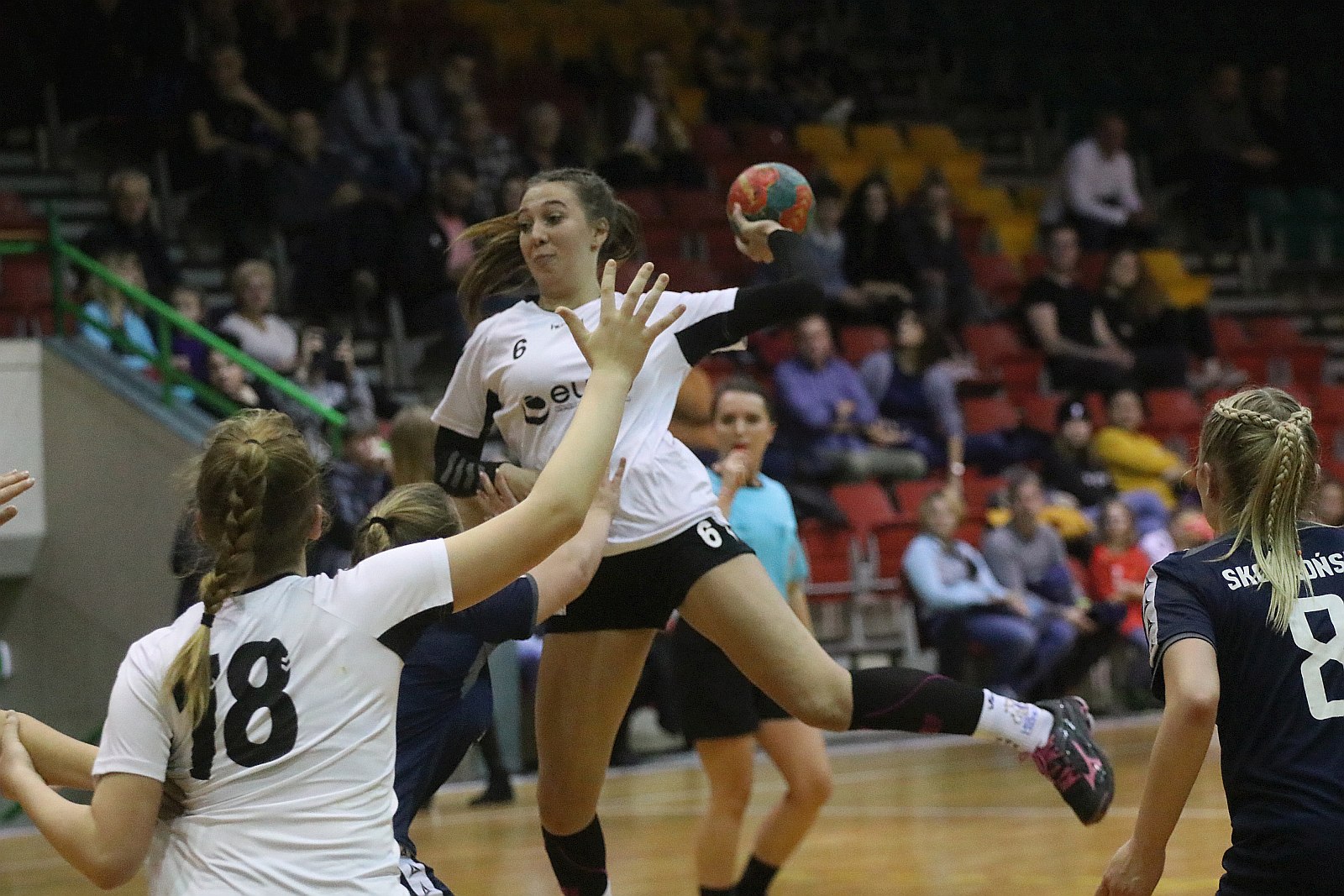 UKS Dziewiątka Legnica – Polonia Kępno 31:21 (14:14)