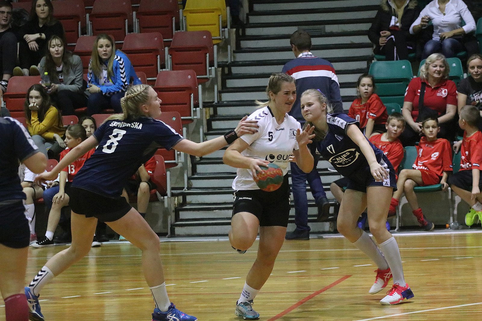 UKS Dziewiątka Legnica – Polonia Kępno 31:21 (14:14)