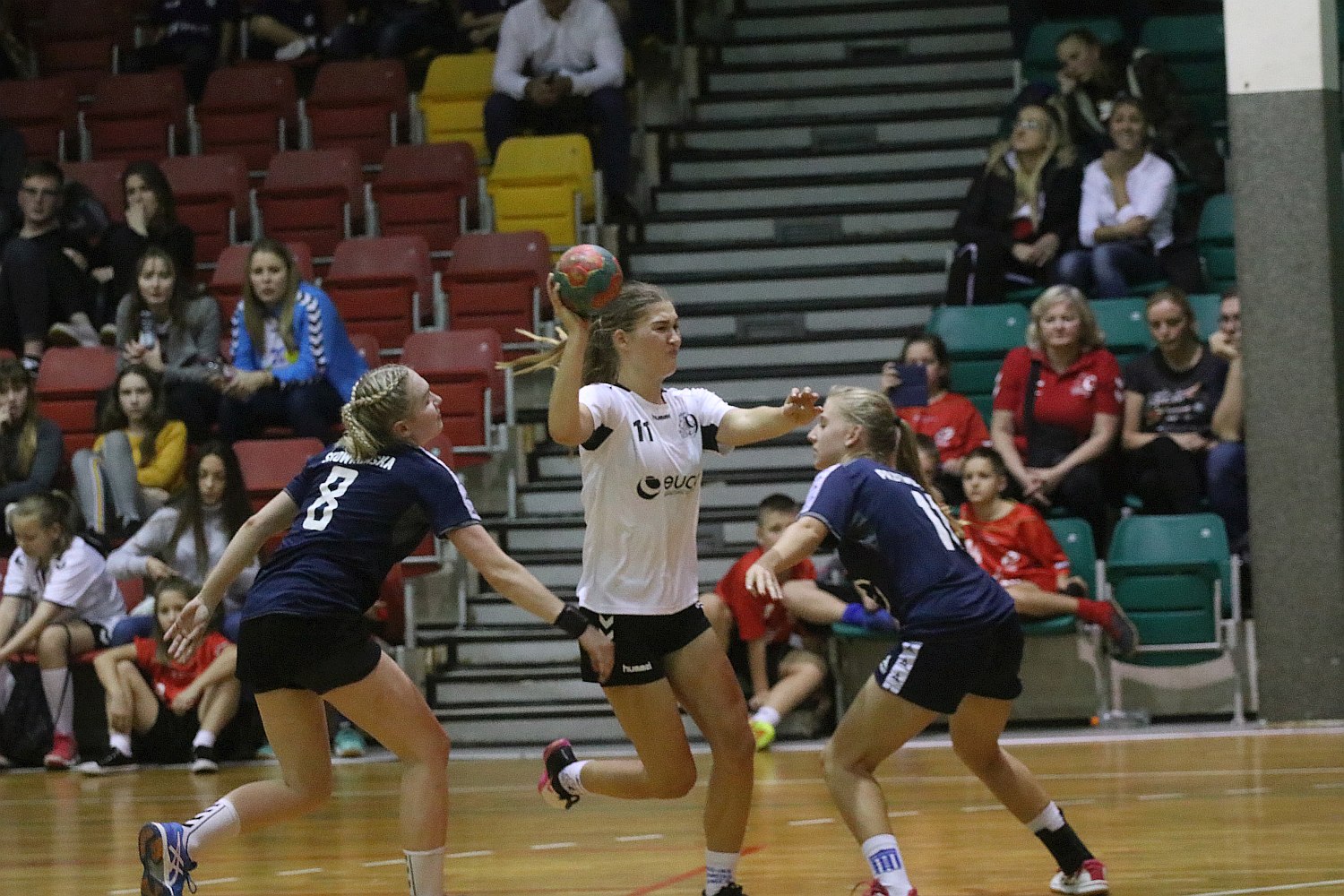 UKS Dziewiątka Legnica – Polonia Kępno 31:21 (14:14)