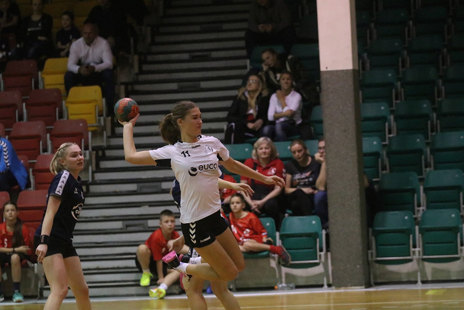 UKS Dziewiątka Legnica – Polonia Kępno 31:21 (14:14)