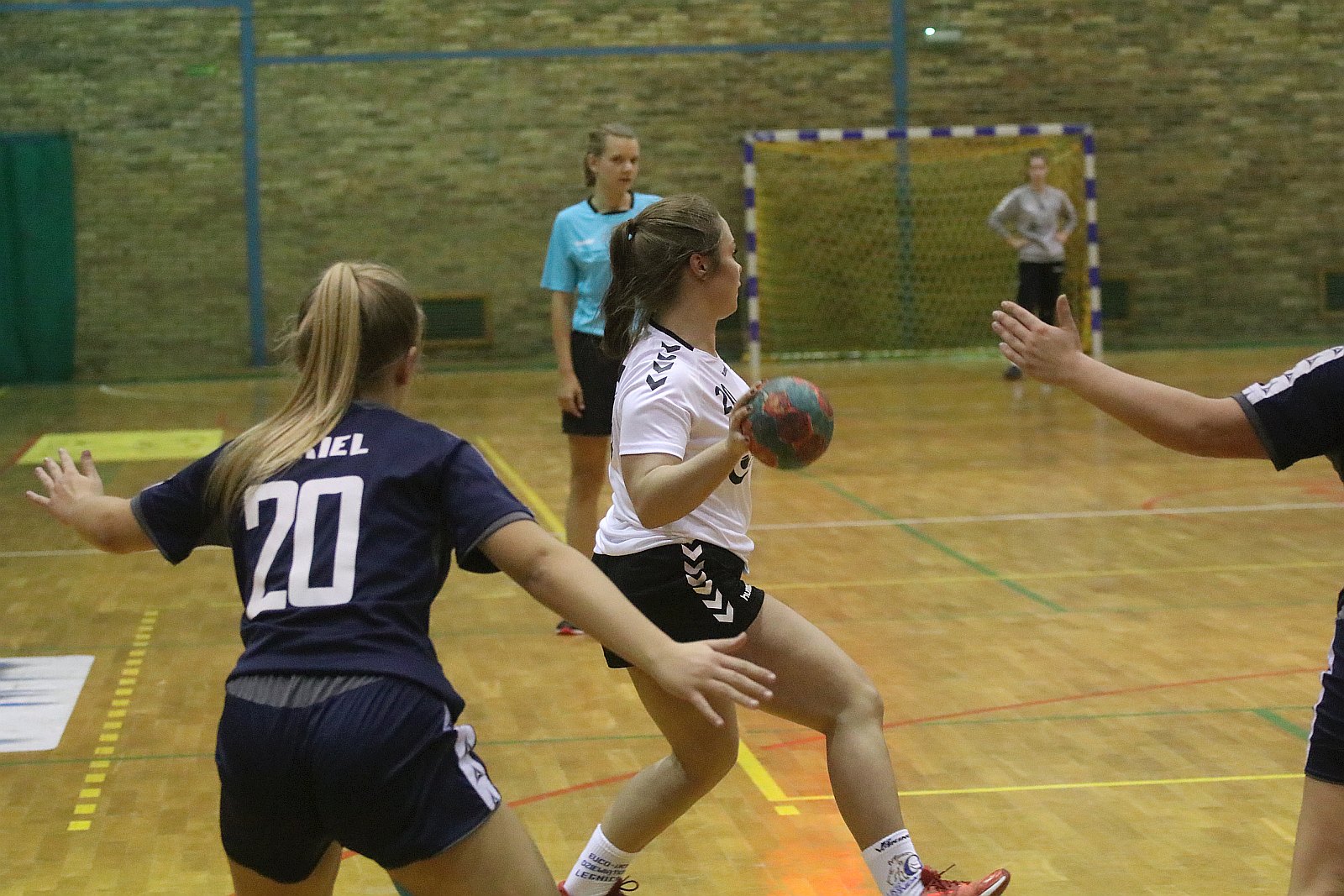 UKS Dziewiątka Legnica – Polonia Kępno 31:21 (14:14)