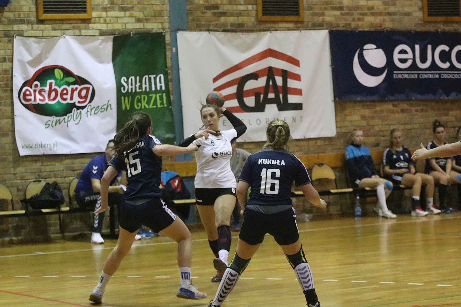 UKS Dziewiątka Legnica – Polonia Kępno 31:21 (14:14)