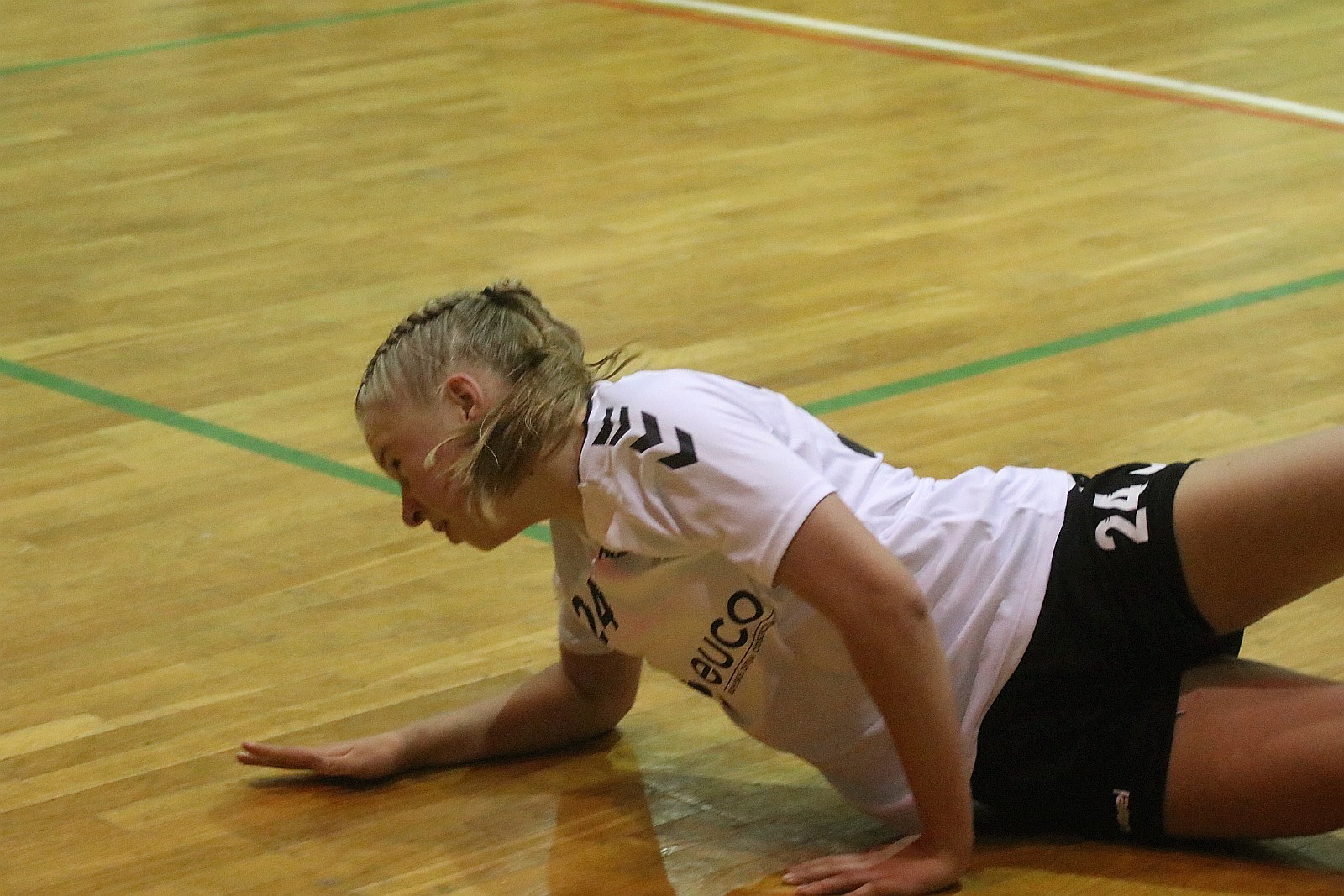 UKS Dziewiątka Legnica – Polonia Kępno 31:21 (14:14)