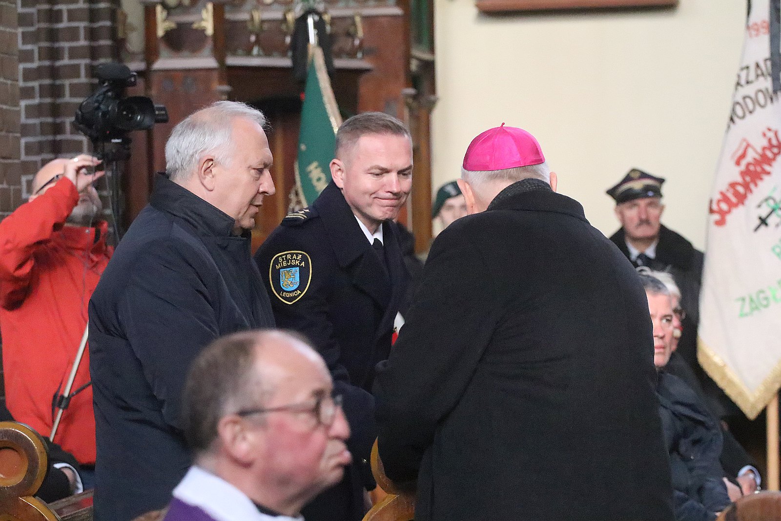 Tłumy pożegnały księdza prałata Władysława Jóźkowa