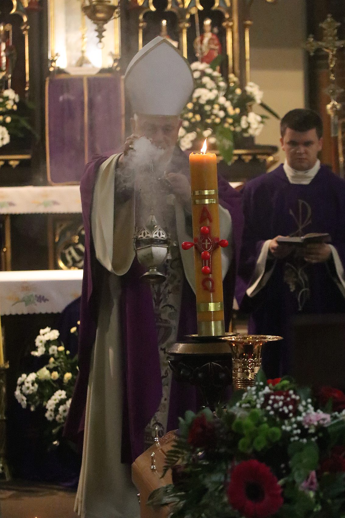 Tłumy pożegnały księdza prałata Władysława Jóźkowa