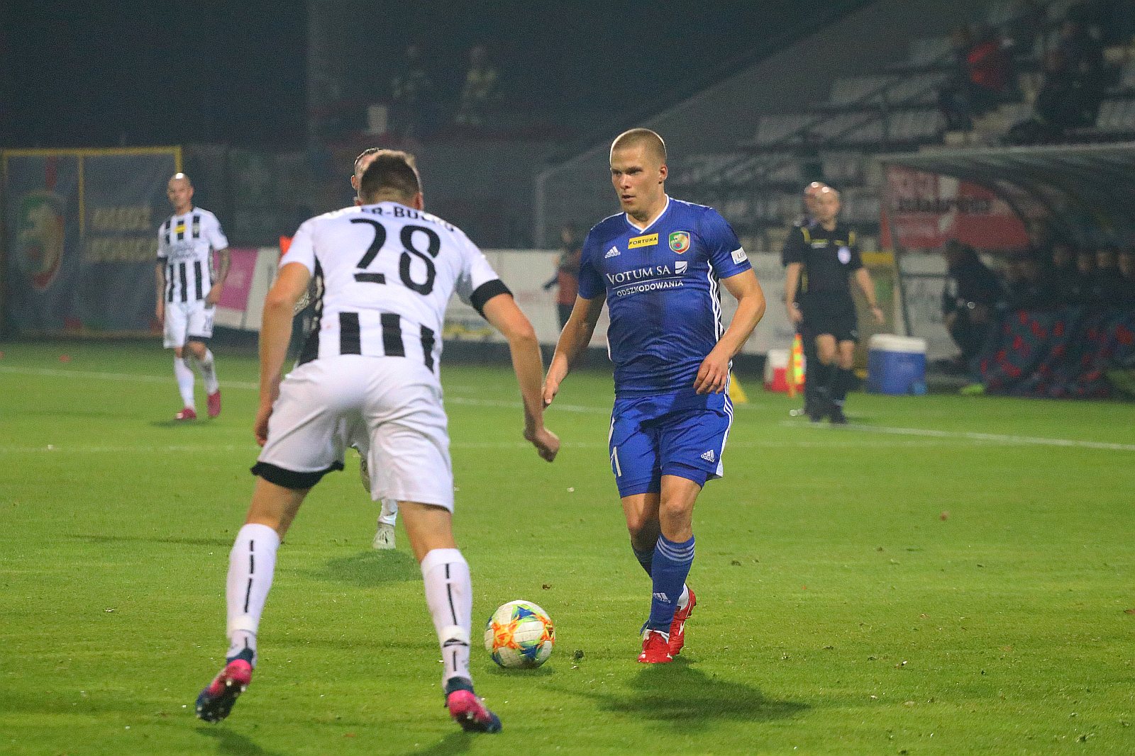 Sandecja Nowy Sącz zdobyła twierdzę Legnica       

