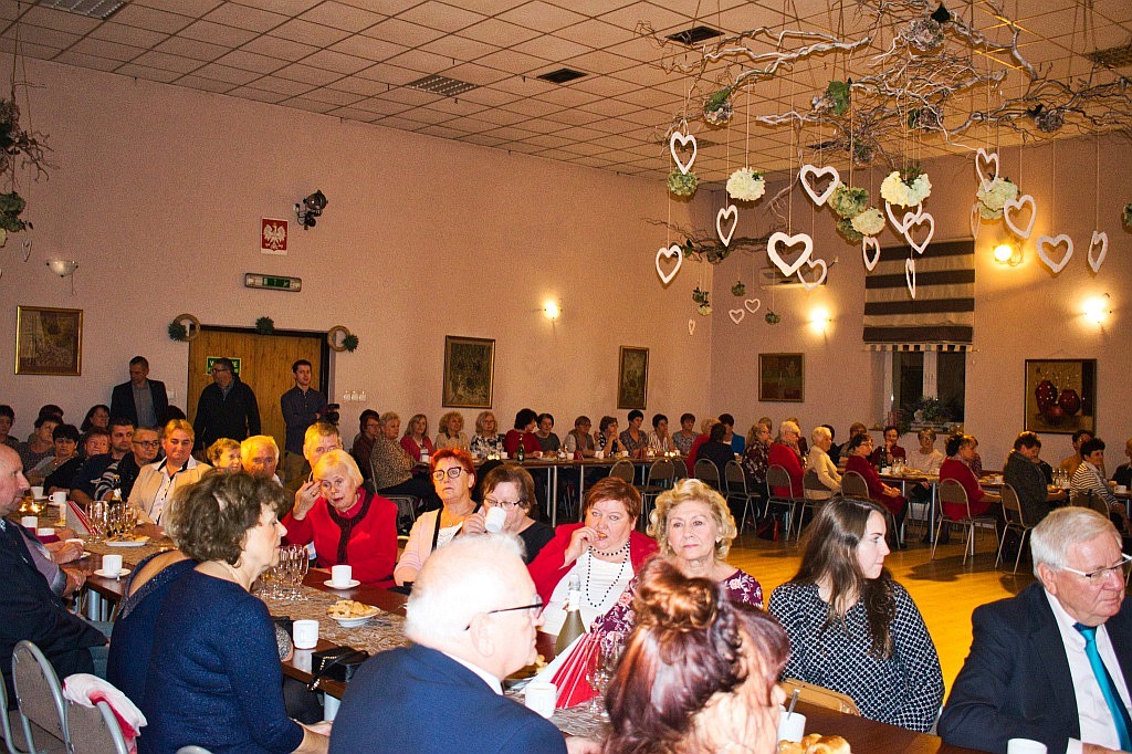 Prochowiccy seniorzy bawili się z okazji swojego święta