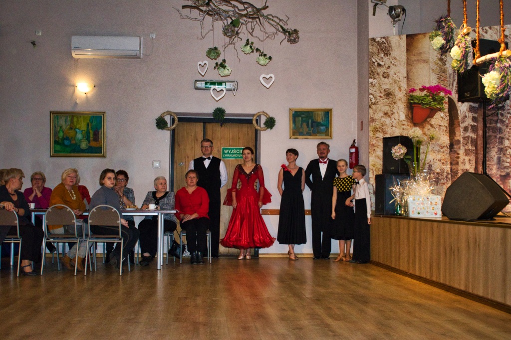 Prochowiccy seniorzy bawili się z okazji swojego święta