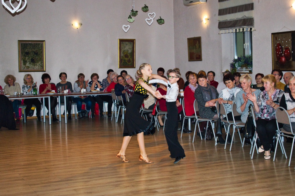 Prochowiccy seniorzy bawili się z okazji swojego święta