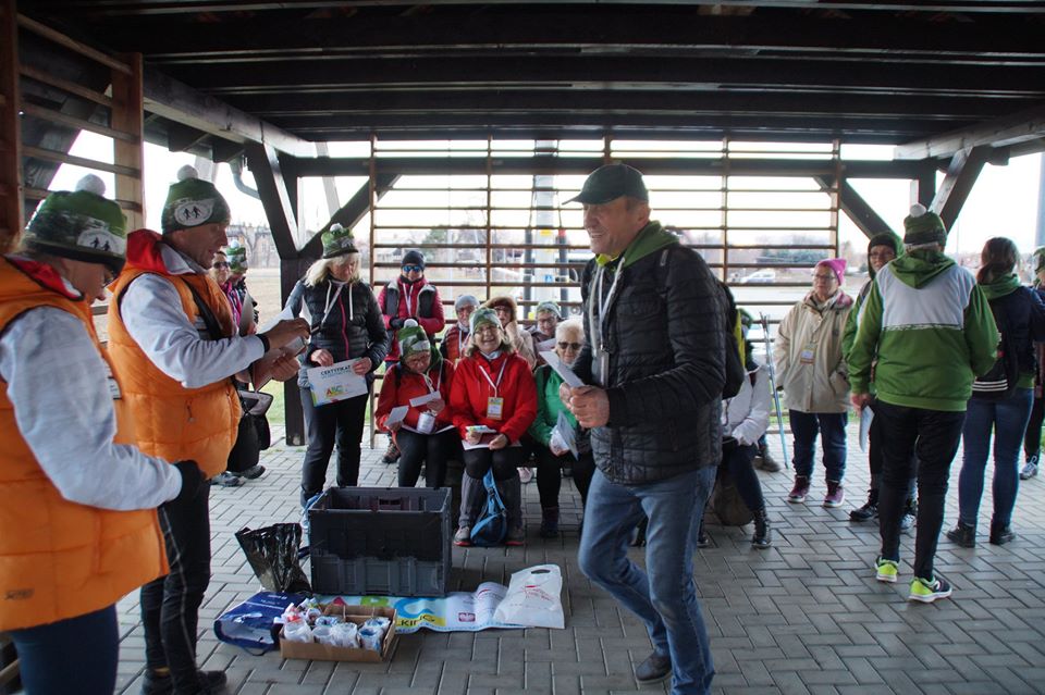 ABC Nordic Walking na szczycie góry Chojnik w Karkonoszach