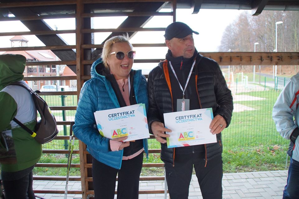ABC Nordic Walking na szczycie góry Chojnik w Karkonoszach
