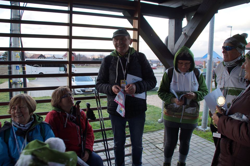 ABC Nordic Walking na szczycie góry Chojnik w Karkonoszach