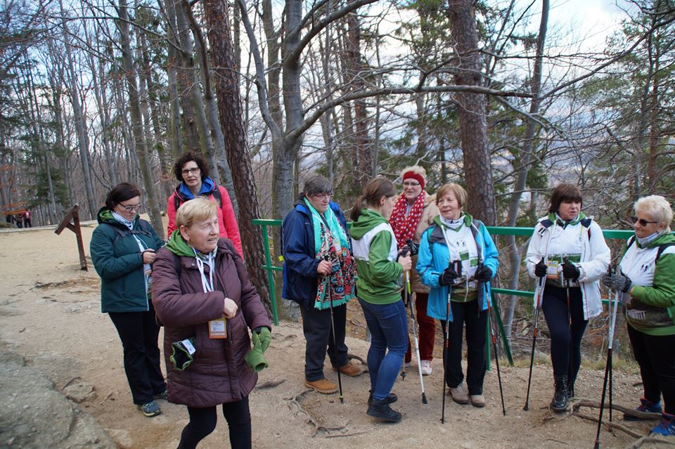 ABC Nordic Walking na szczycie góry Chojnik w Karkonoszach