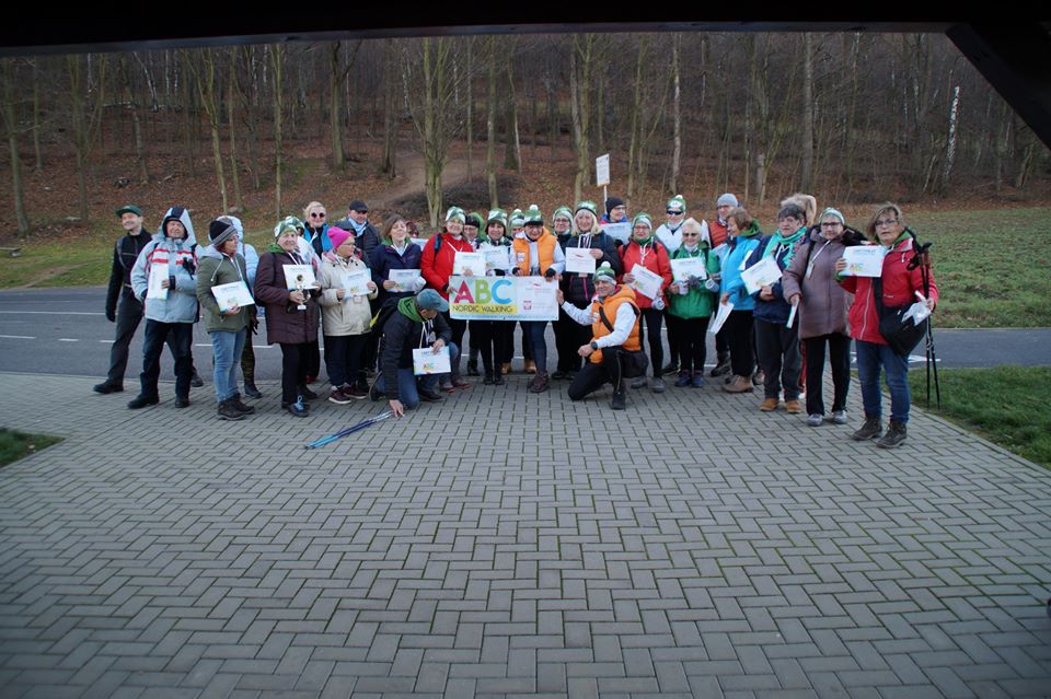 ABC Nordic Walking na szczycie góry Chojnik w Karkonoszach