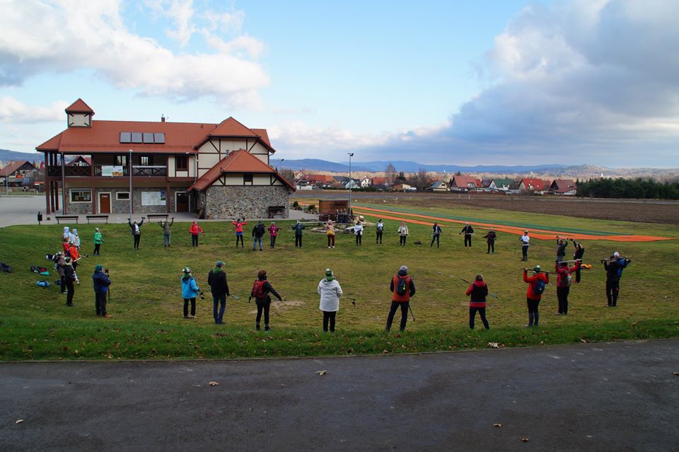 ABC Nordic Walking na szczycie góry Chojnik w Karkonoszach