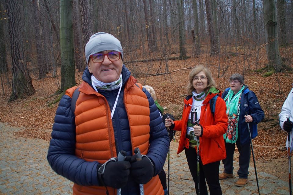 ABC Nordic Walking na szczycie góry Chojnik w Karkonoszach