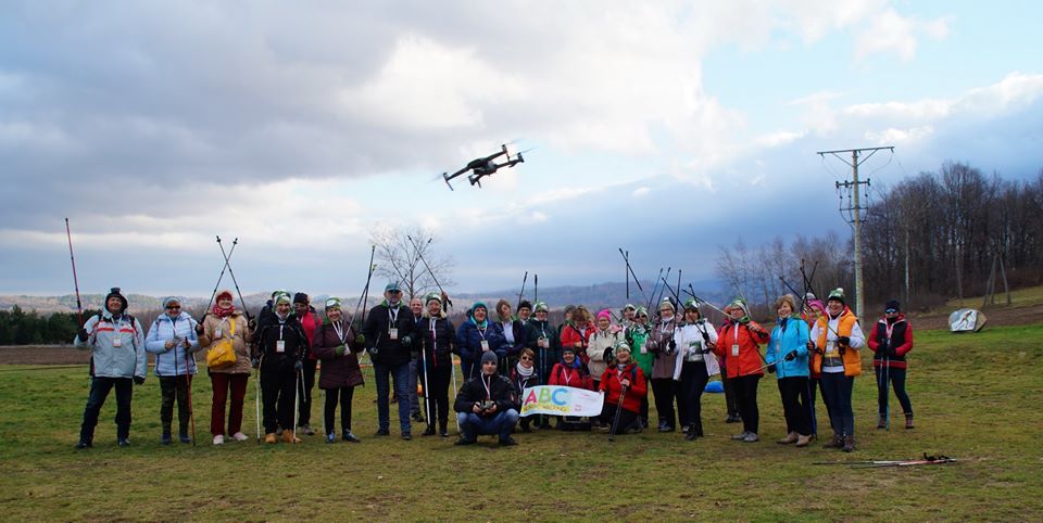 ABC Nordic Walking na szczycie góry Chojnik w Karkonoszach