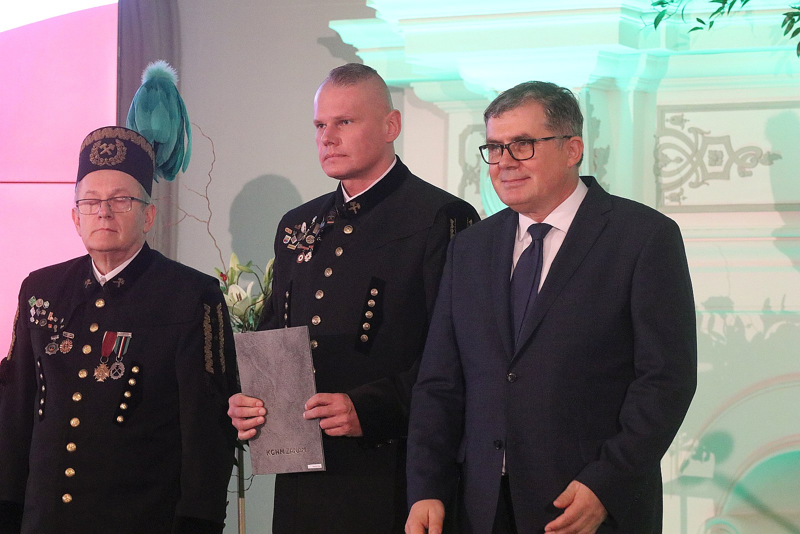 Odznaczenia z okazji Barbórki dla pracowników KGHM Zanam