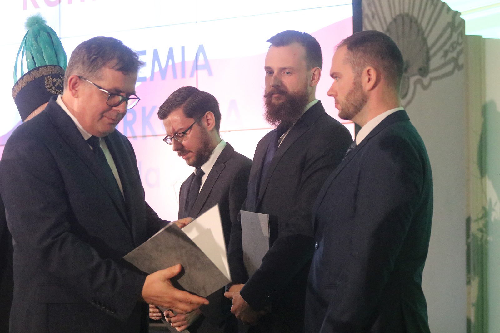 Odznaczenia z okazji Barbórki dla pracowników KGHM Zanam