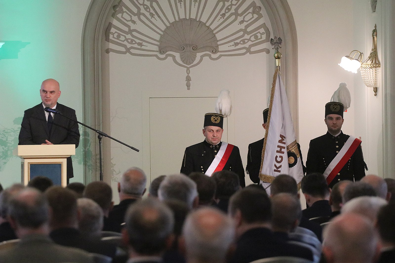 Odznaczenia z okazji Barbórki dla pracowników KGHM Zanam