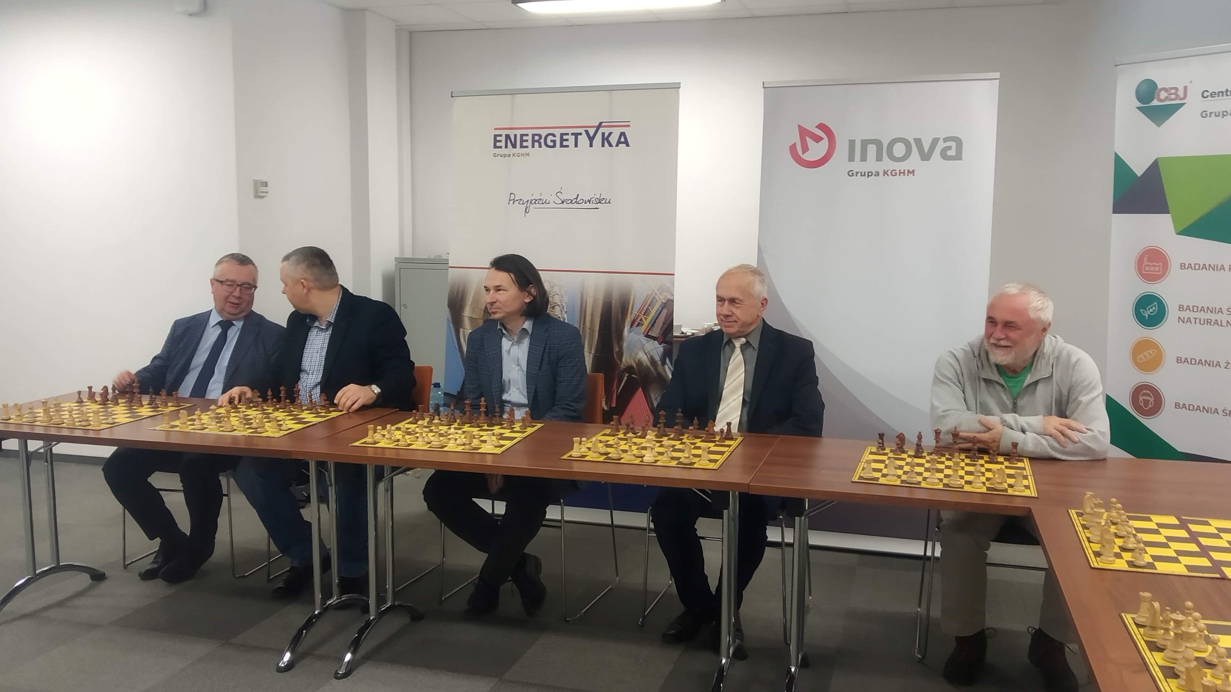 Symultana tradycyjnie zakończyła Puchar Wojewody w szachach