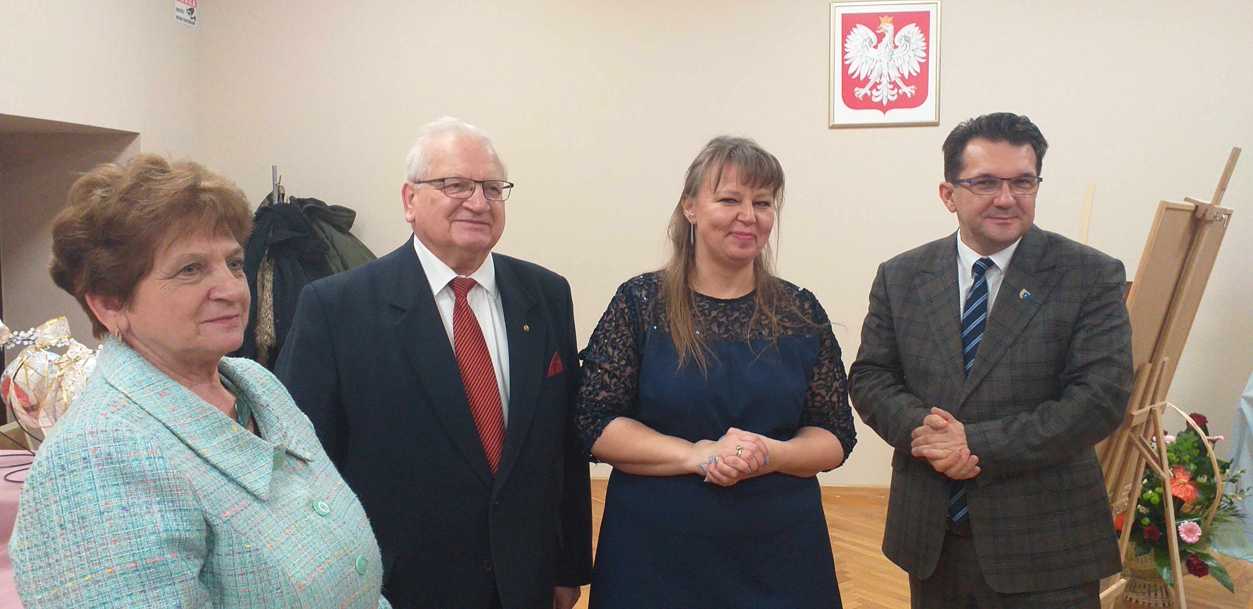 Rękodzieła Krystyny Wolskiej można zobaczyć budynku starostwa
