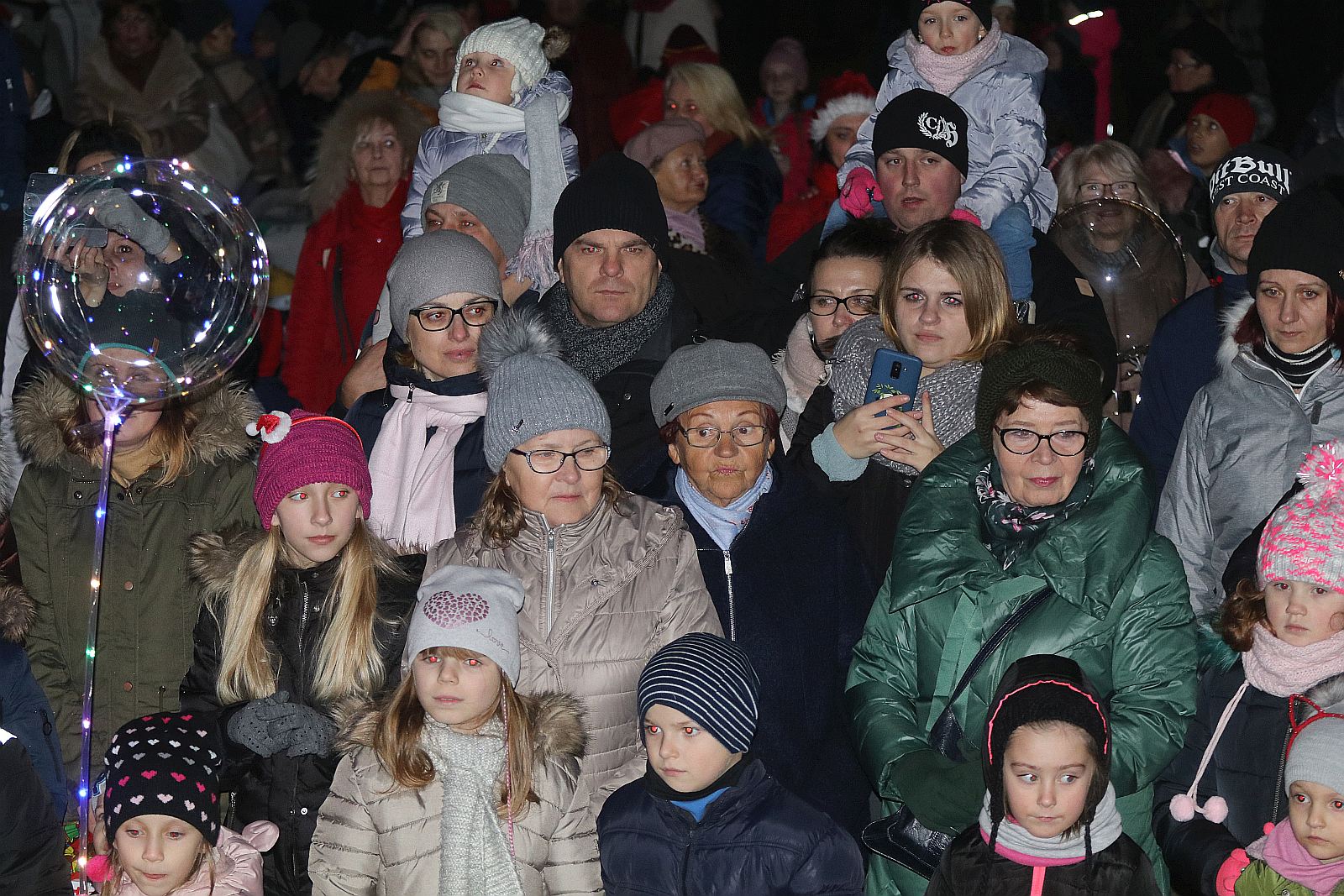 Tłumy legniczan na inauguracji świątecznego oświetlenia