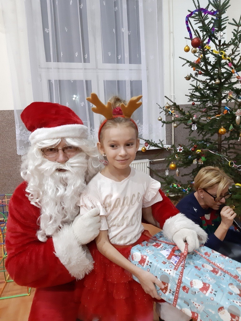 Święty Mikołaj odwiedził najmłodszych mieszkańców Kunic