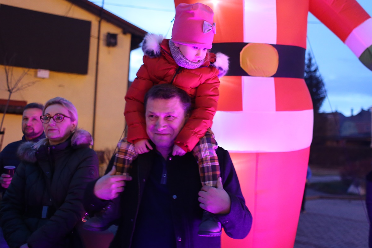 Mikołaj kontynuuje swoją wizytę w gminie Prochowice