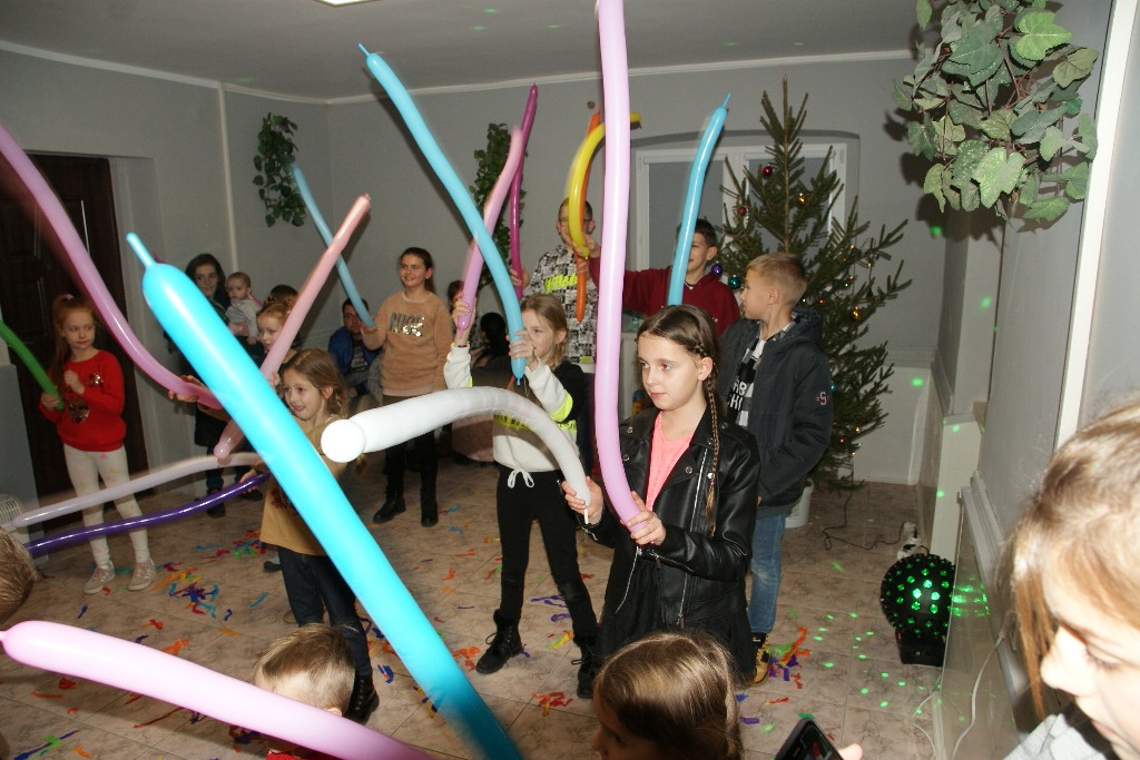 Święty Mikołaj zakończył wizytę w gminie Kunice