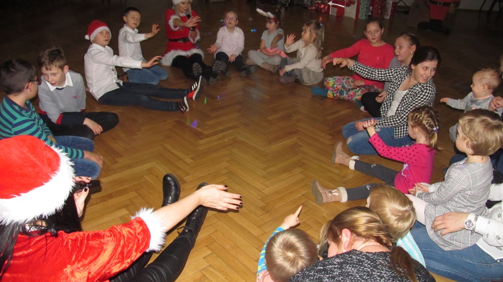 Święty Mikołaj zakończył wizytę w gminie Kunice